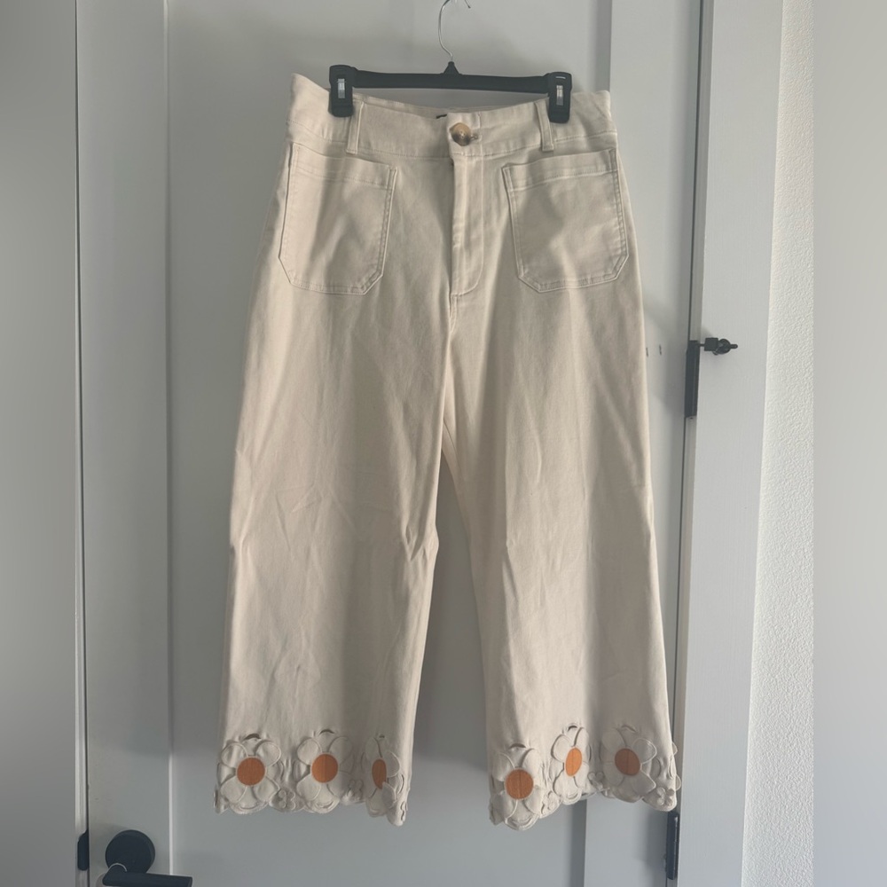 NWT Maeve by Anthropologie Colette Wide Leg Jeans with Scalloped Floral Hem